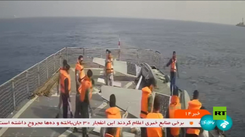 إيران تعرض فيديو لزورقين مسيرين أمريكيين محتجزين في البحر الأحمر