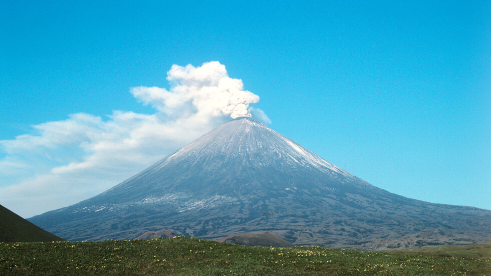 مصرع 4 سياح أثناء تسلقهم بركان كلوتشيفسكي في الشرق الأقصى الروسي
