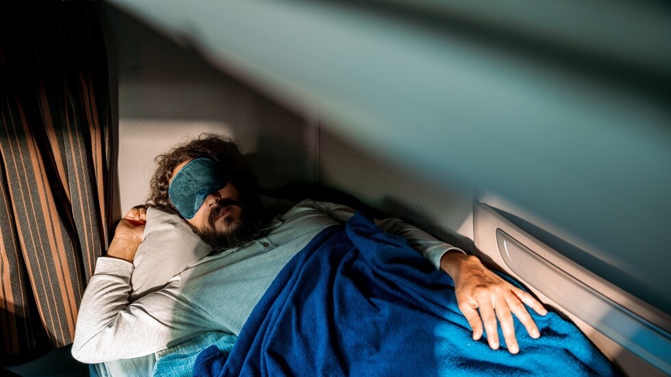 العلماء يدرسون 