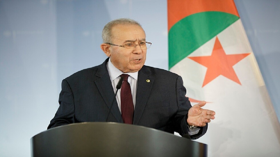 لعمامرة: الجزائر جاهزة لعقد القمة العربية