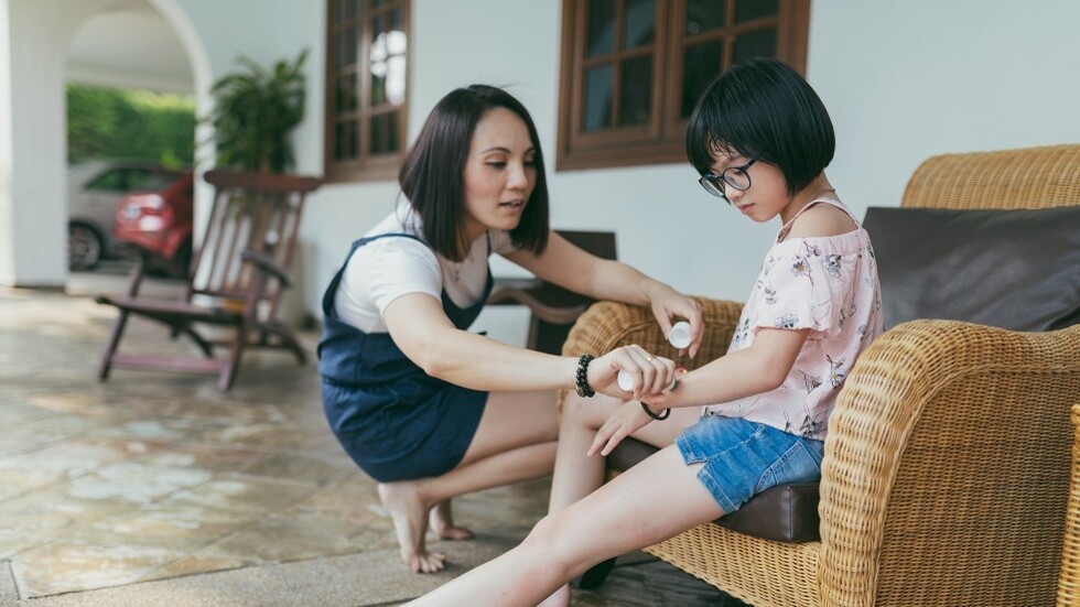 هل يمكن لنظامك الغذائي أن يجعلك أكثر جاذبية للبعوض؟