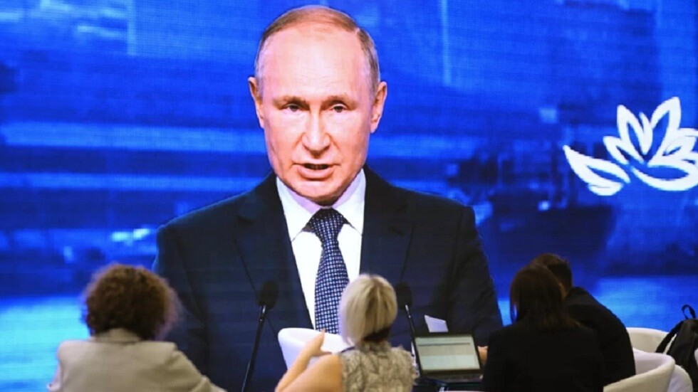 بوتين: روسيا تتعامل بنجاح مع العدوان الاقتصادي الغربي