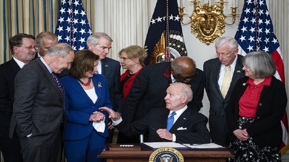 بايدن يمدد حالة الطوارئ الخاصة بـ"احتمال التدخل الأجنبي" في الانتخابات الأمريكية