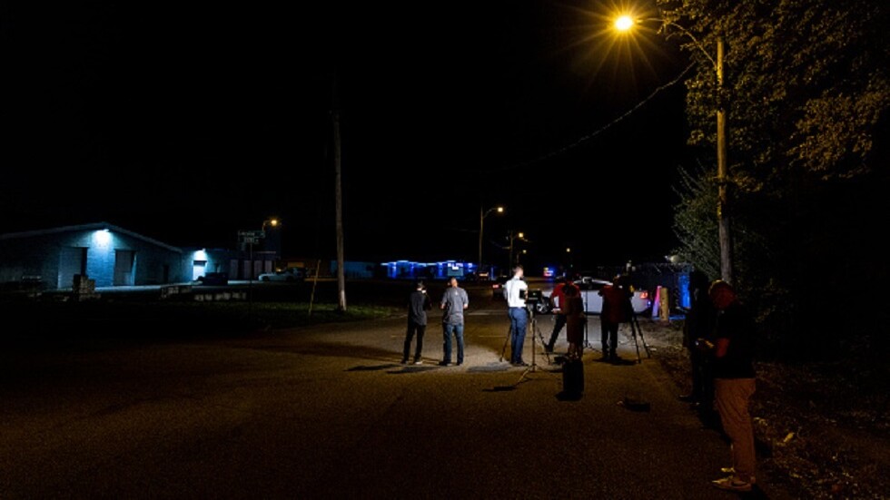 بعد مطاردة هوليوودية.. اعتقال متهم بقتل 4 أشخاص في إطلاق نار عشوائي بمدينة ممفيس الأمريكية (فيديو)