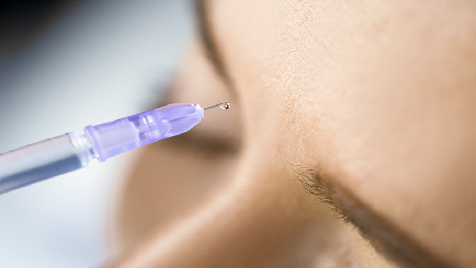 مسمار في نعش البوتوكس.. حقن مضادة للتجاعيد تحصل على الضوء الأخضر من إدارة FDA!