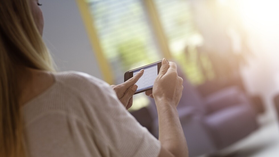 خبير يشير إلى علامات قد تعني أن تطبيقك سيتجسس عليك