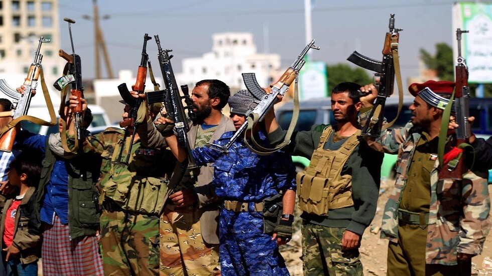 المجلس الانتقالي اليمني يعلن السيطرة على معسكر لـ"القاعدة" في أبين