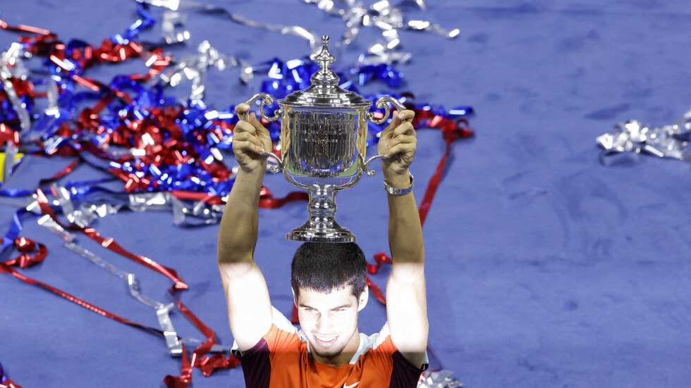 المراهق ألكاراس أصغر مصنف أول عالميا في التاريخ