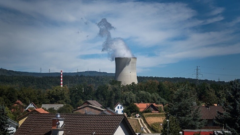 سويسرا تدافع عن مشروع لتخزين النفايات النووية عند الحدود مع ألمانيا