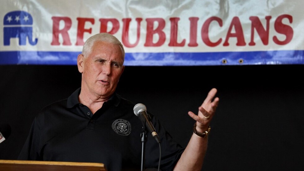 بينس: لم أكن خائفا يوم اقتحام الكابيتول