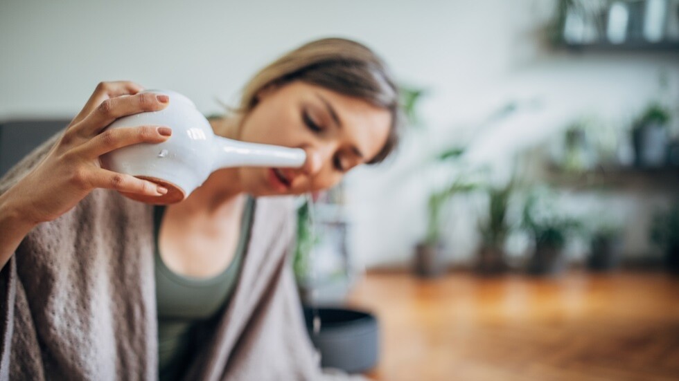 غسل الأنف مرتين يوميا يقلل من الأمراض المرتبطة بـ COVID والوفاة