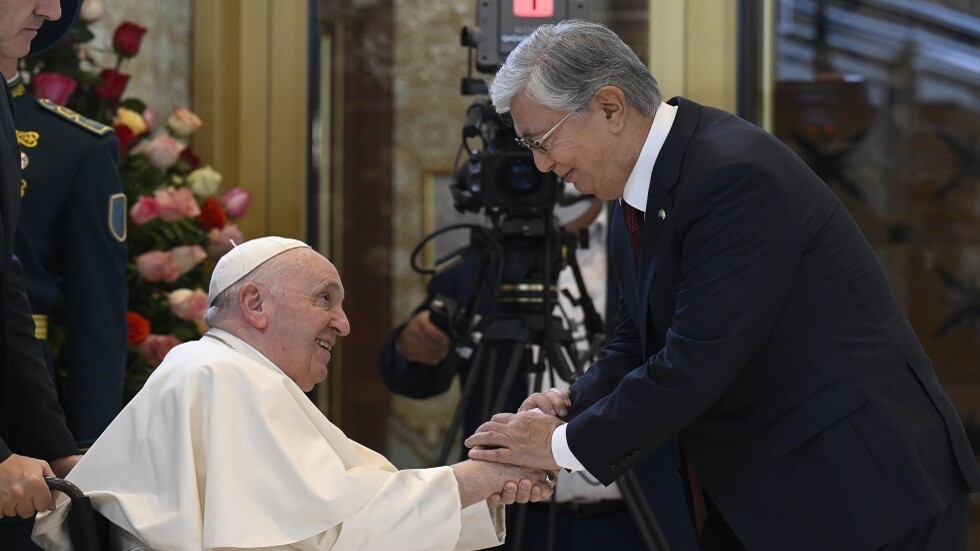 البابا يشيد بقرار كازاخستان إلغاء عقوبة الإعدام