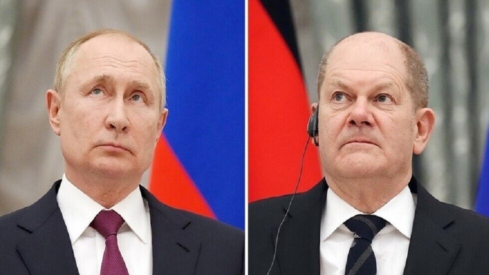 بوتين وشولتس يبحثان الأزمة الأوكرانية في مكالمة كانت الأولى منذ 3 أشهر واستمرت ساعة ونصف