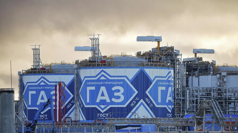 بوتين يرجح إمكانية إمداد باكستان بالغاز عبر خطوط الأنابيب