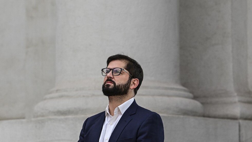 في اللحظة الأخيرة.. رئيس تشيلي يرفض قبول أوراق اعتماد السفير الإسرائيلي الجديد