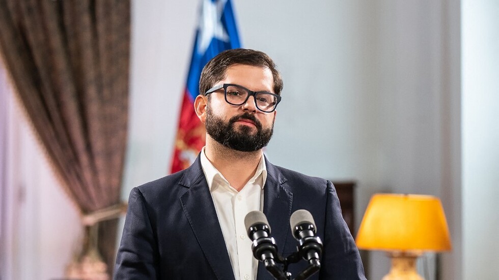 تشيلي تعتذر لسفير إسرائيل بعد رفض الرئيس تسلم أرواق اعتماده