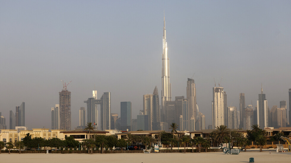 حمى مونديال قطر.. تسهيلات تعد بها دبي جماهير مباريات كأس العالم