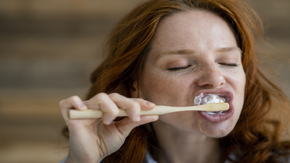 طبيب يحذر من عادة 