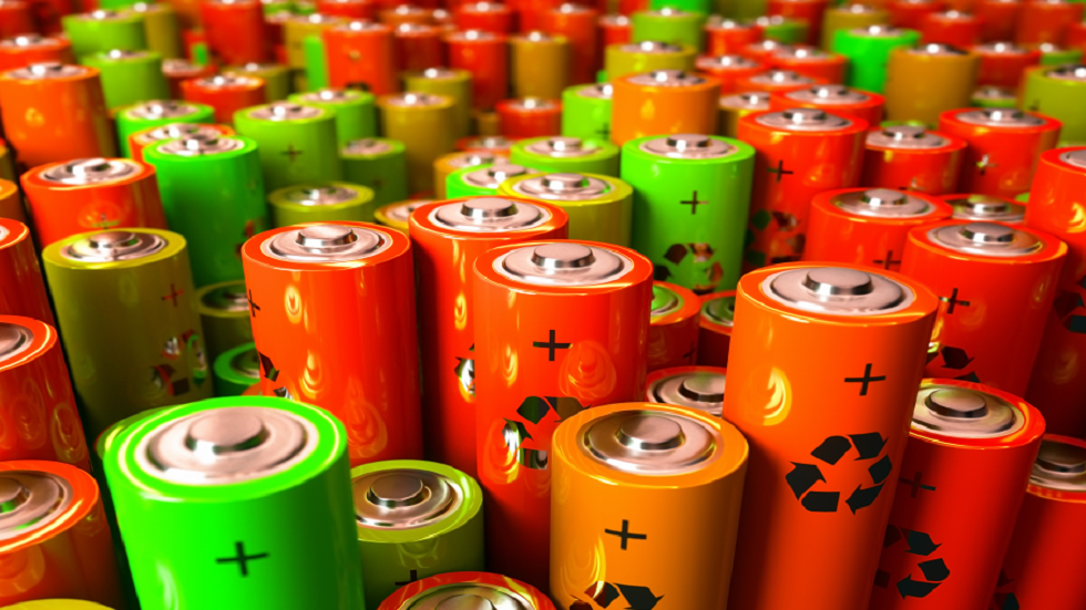 امرأة تبتلع نحو 55 بطارية لسبب مؤسف!