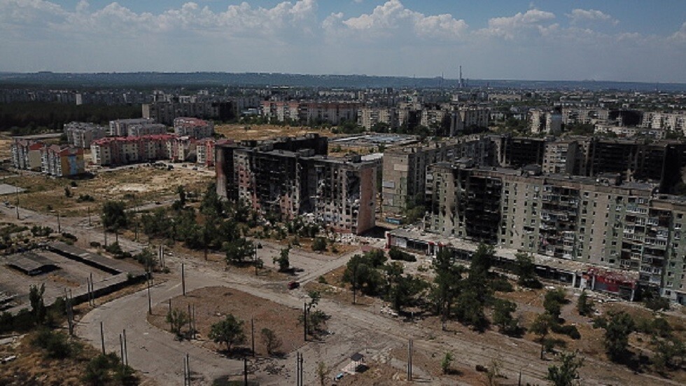 القوات الأوكرانية تطلق 4 صواريخ 