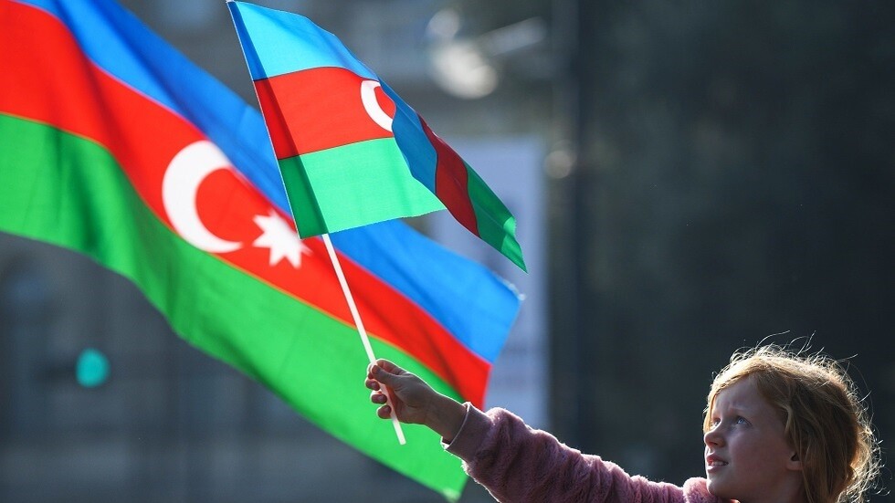 باكو تؤكد مجددا عزمها على دمج المواطنين الأرمن