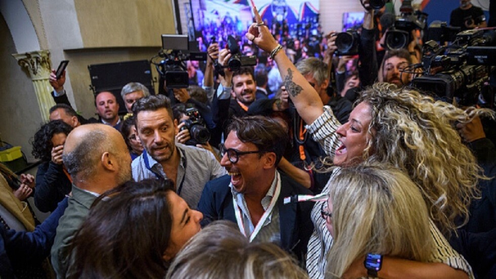 إيطاليا.. يمين الوسط يتصدر بعد فرز نصف الأصوات