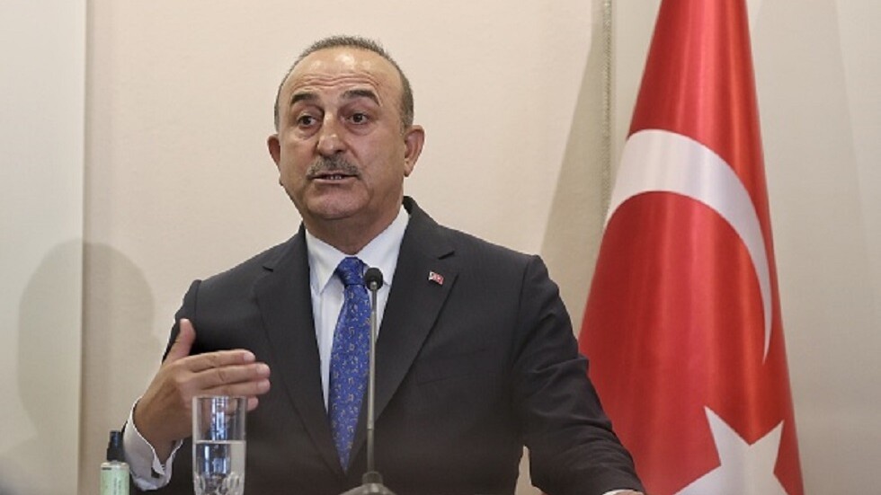 أردوغان يخطط لإجراء مفاوضات مع بوتين وزيلينسكي