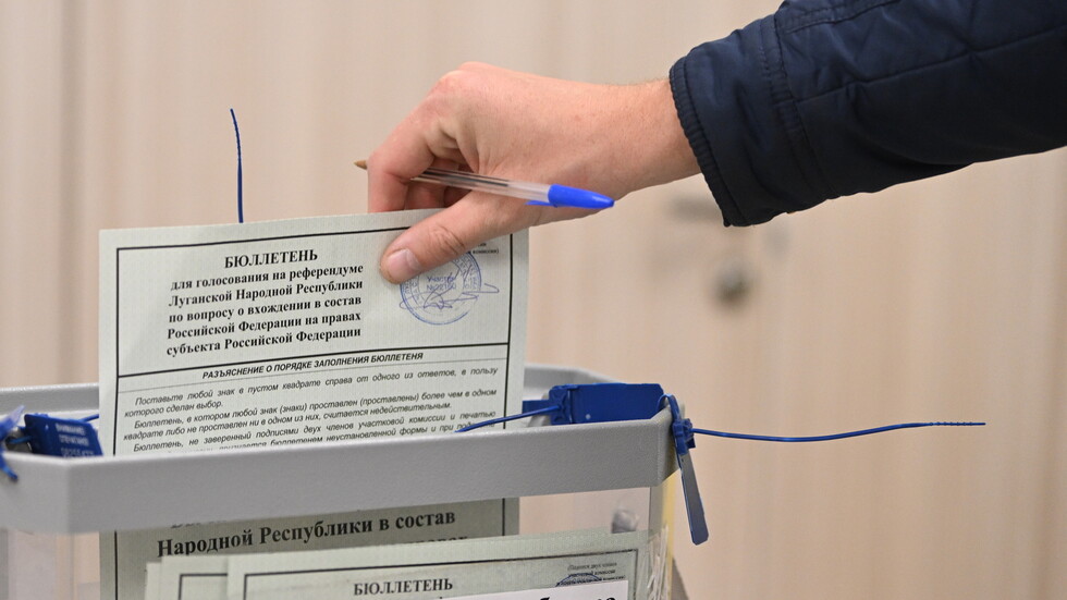 مجموعة جديدة من المراقبين الدوليين تصل إلى لوغانسك لمتابعة سير الاستفتاء على الانضمام إلى روسيا