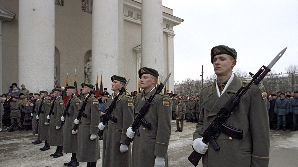 ليتوانيا تسلم أوكرانيا 50 مركبة مدرعة من طراز M113