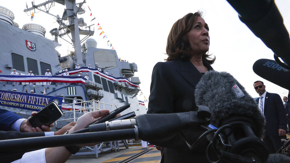 هاريس: واشنطن ستتحرك "دون خوف أو تردد" في مضيق تايوان