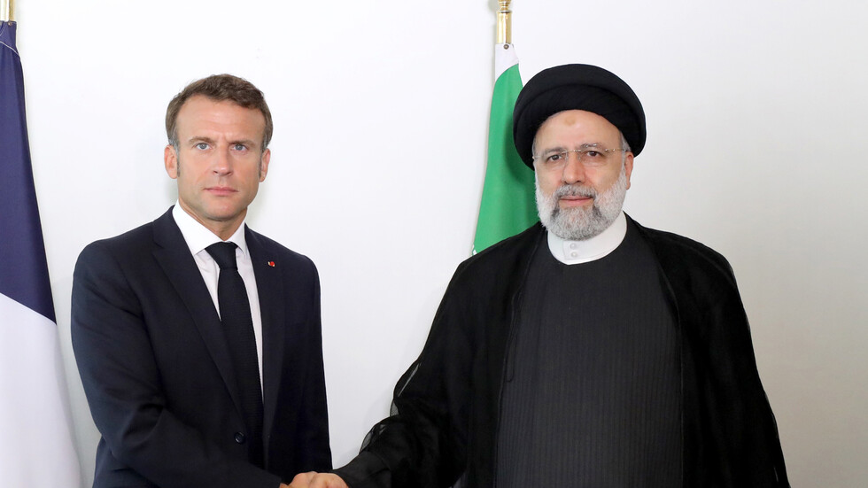 رئيسي يكشف عن "اعتراف من ماكرون" حول الاتفاق النووي