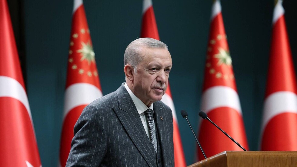 أردوغان يعتزم بحث تسوية الأزمة الأوكرانية مع بوتين