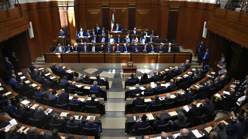 مجلس النواب اللبناني يفشل في انتخاب رئيس للجمهورية في جلسته الأولى