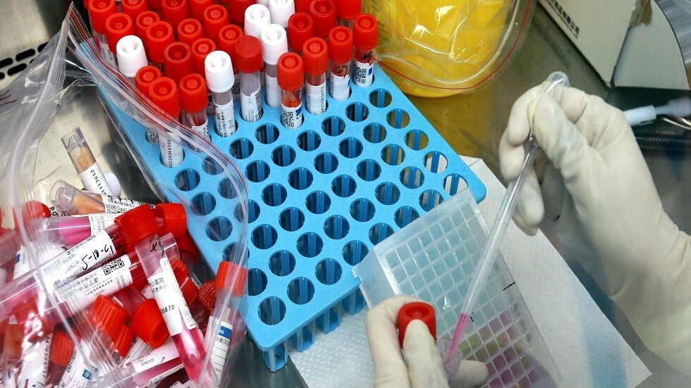 خبير روسي: لا يوجد دليل قاطع على أن أصل  فيروس COVID-19  اصطناعي