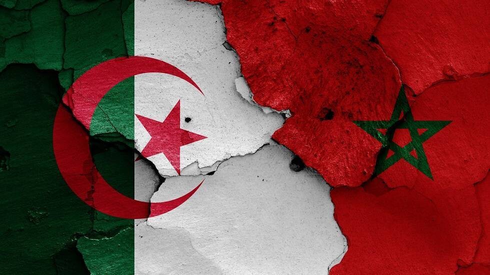 "السطو على الزليج".. قميص منتخب الجزائر يستنفر المغاربة.. ما القصة؟