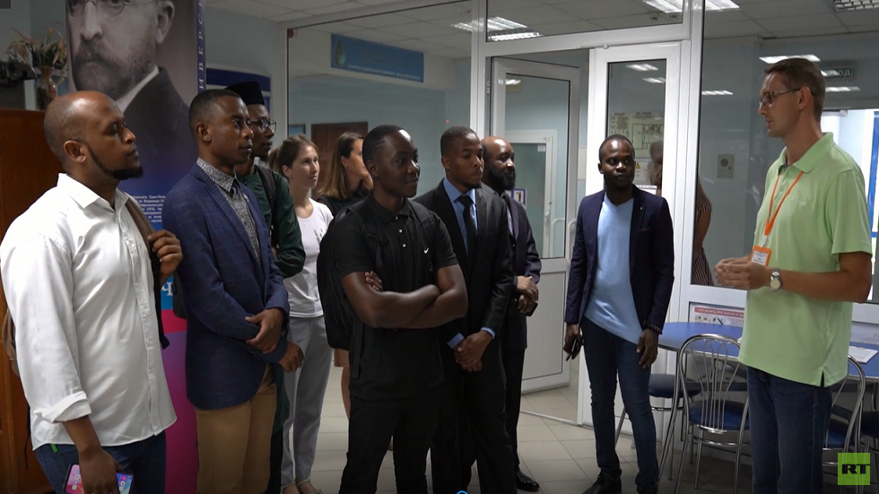 أطباء من إفريقيا يتوافدون للدراسة في جامعة القرم الفدرالية