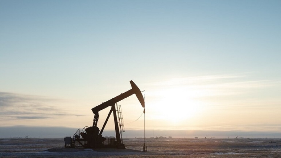 ميشوستين: عائدات روسيا من النفط والغاز نمت بنسبة 50٪ رغم العقوبات