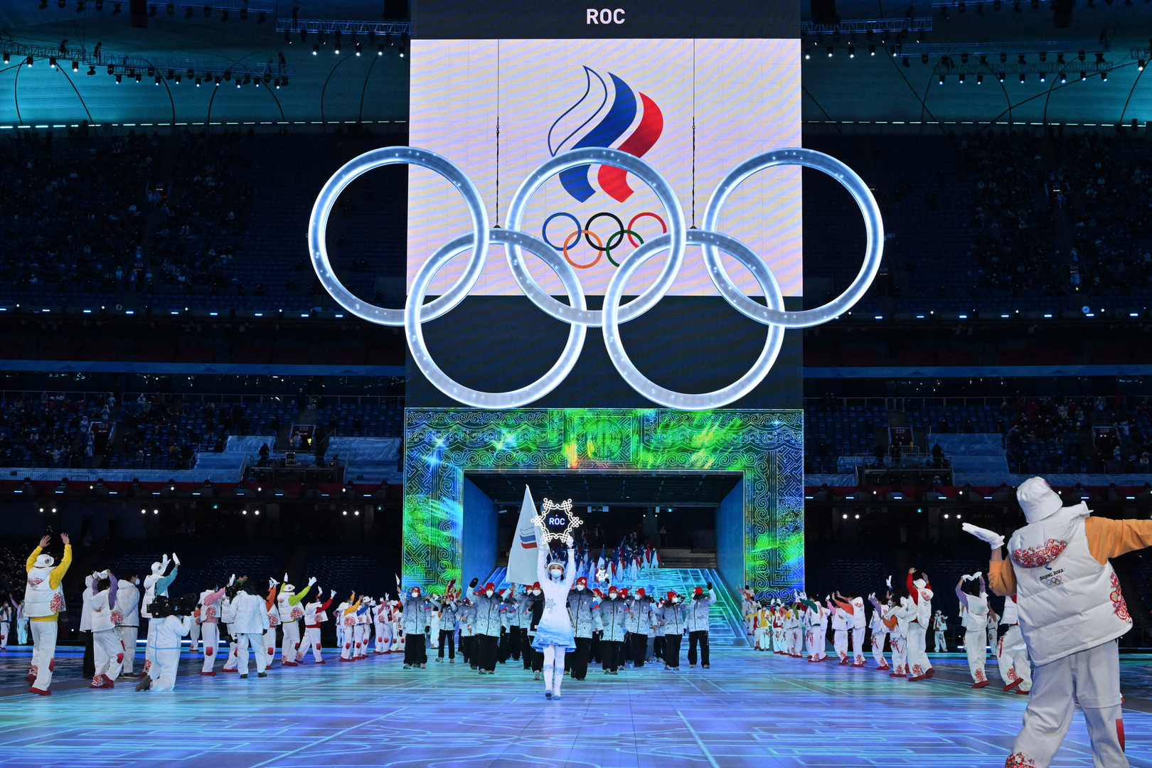 اللجنة الأولمبية الدولية تؤيد العقوبات المفروضة على الرياضيين الروس