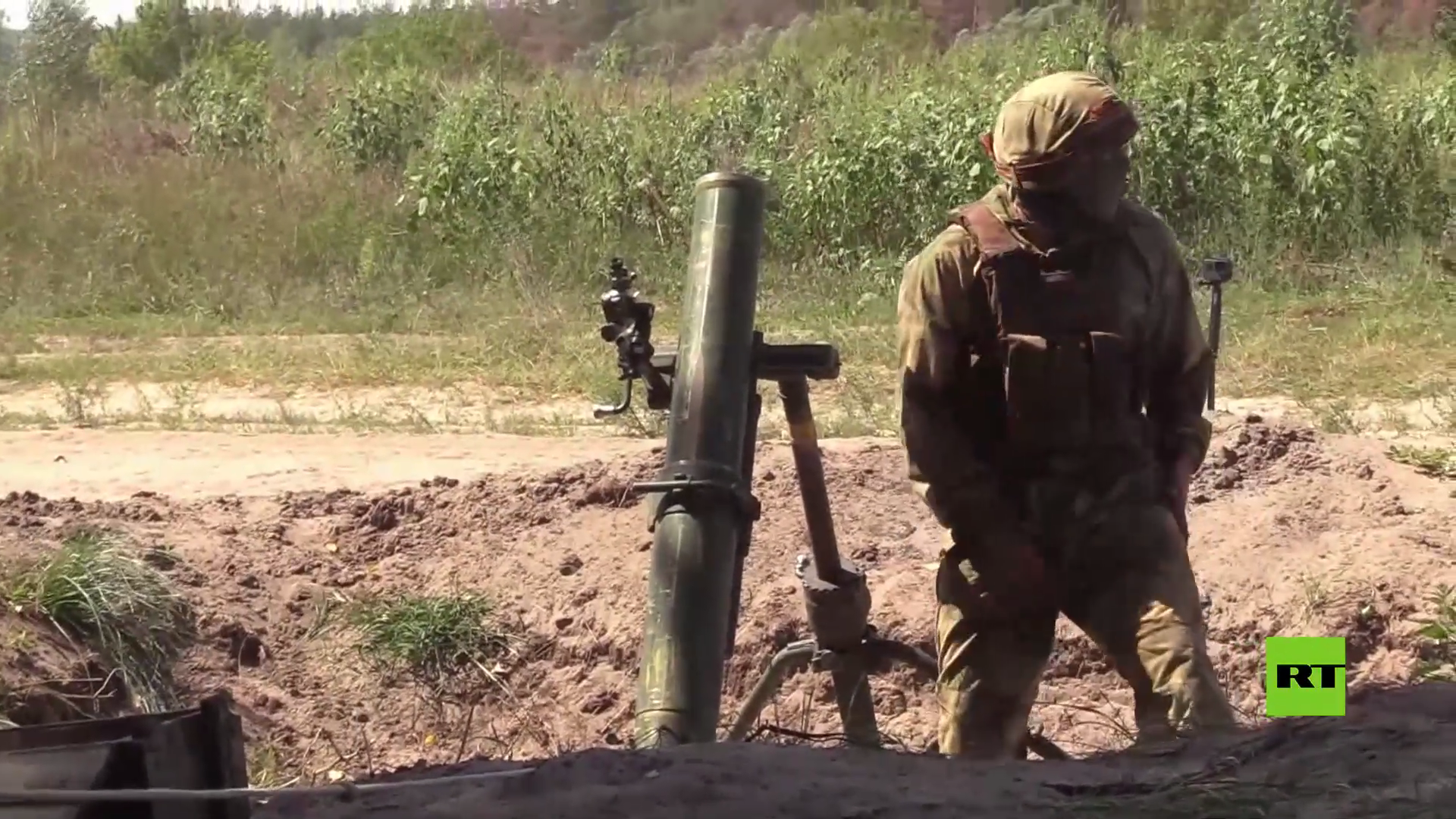 قوة للحرس الوطني الروسي تقصف مواقع مجموعة تخريبية أوكرانية في منطقة خاركوف