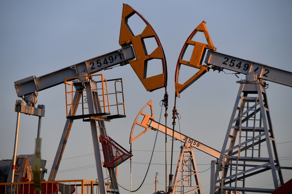 صحيفة: إندونيسيا تدرس احتمال استيراد النفط من روسيا