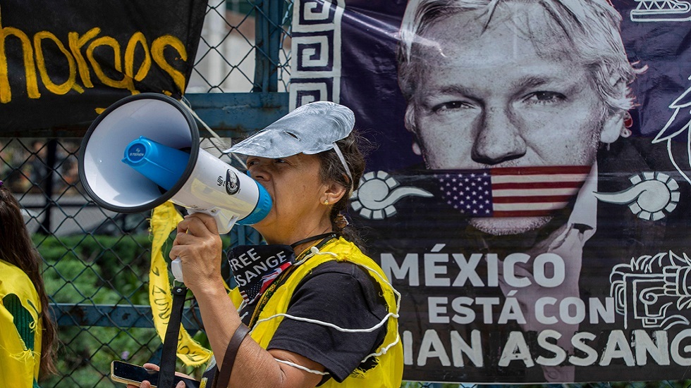 فعالية في مكسيكو للمطالبة بالإفراج عن مؤسس 