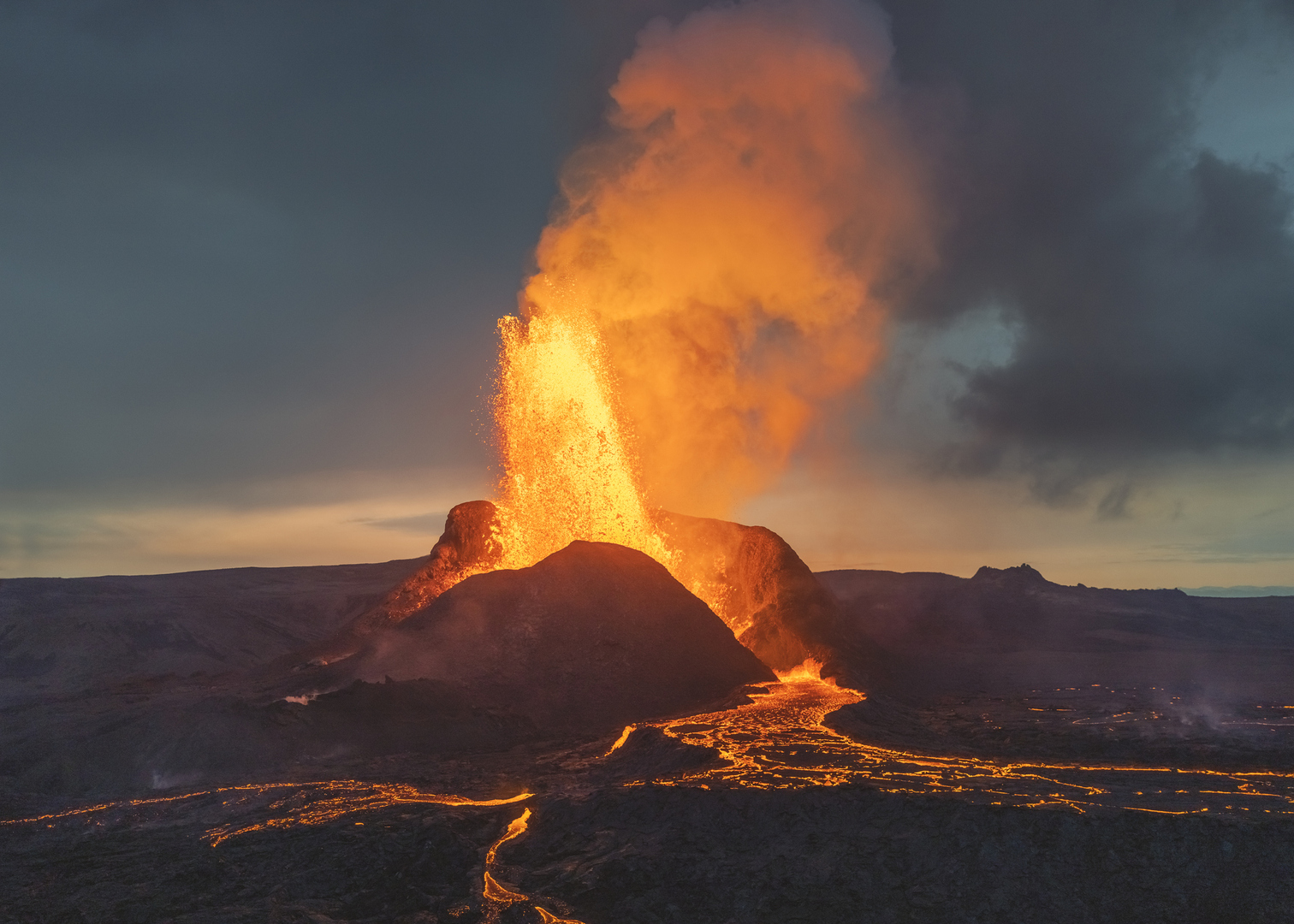 اكتشاف سبب حدوث الانفجارات البركانية الأكثر تدميرا في تاريخ الأرض