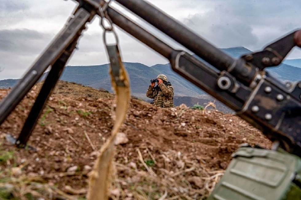 أذربيجان تعلن مقتل 50 فردا من قواتها في اشتباكات مع أرمينيا