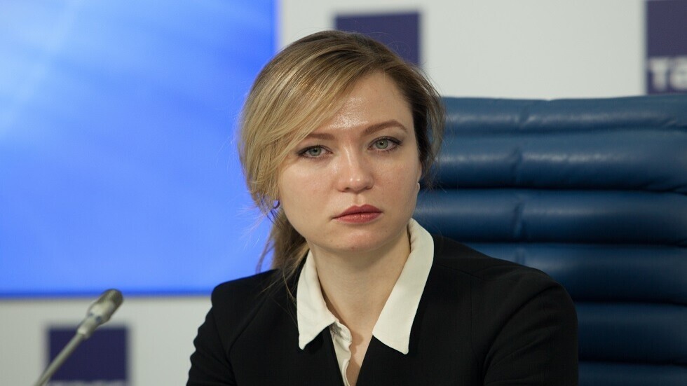 السفير السوري لدى روسيا يستقبل وزيرة خارجية دونيتسك في مقر السفارة بموسكو