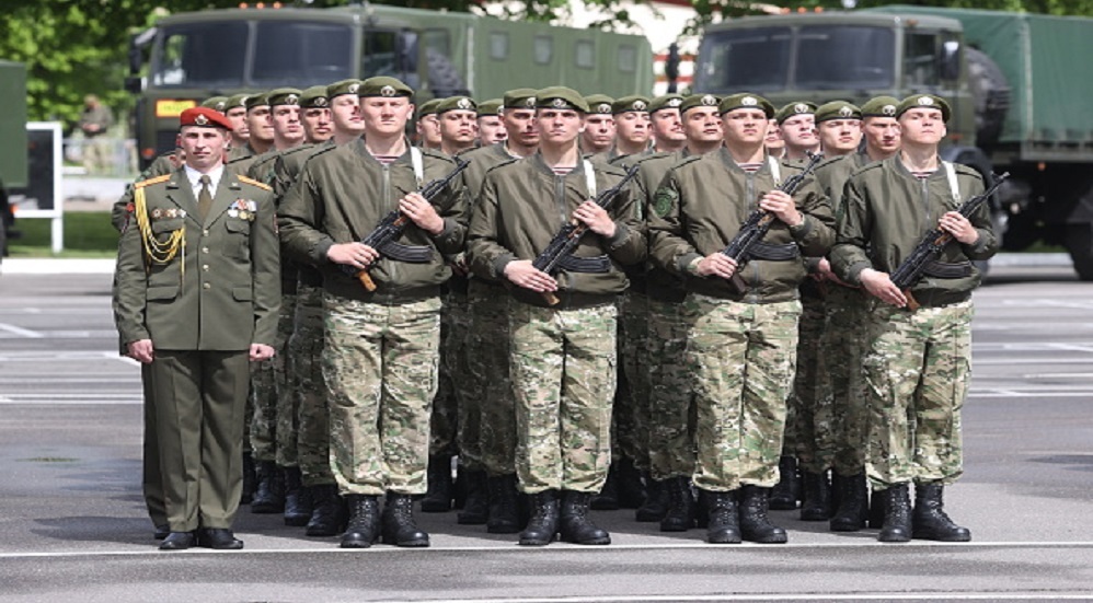 بيلاروسيا تعيد تقييم علاقاتها العسكرية مع دول الجوار