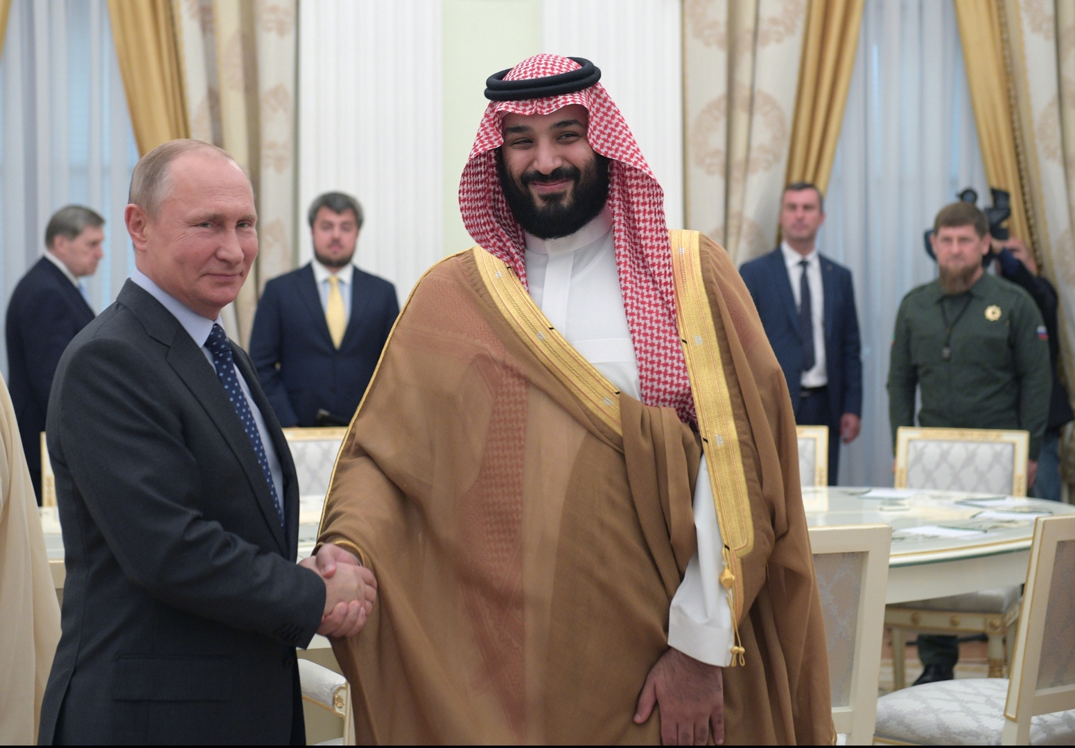 الكرملين يكشف عن الملفات التي بحثها بوتين مع ولي العهد السعودي اليوم