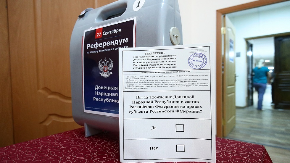 استمرار التصويت في اليوم الثاني من استفتاءات دونيتسك ولوغانسك وزابوروجيه وخيرسون