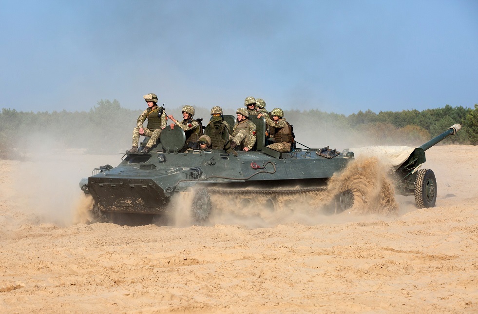 مجلة أمريكية تكشف المشكلة الرئيسية للجيش الأوكراني مع الدبابات الغربية