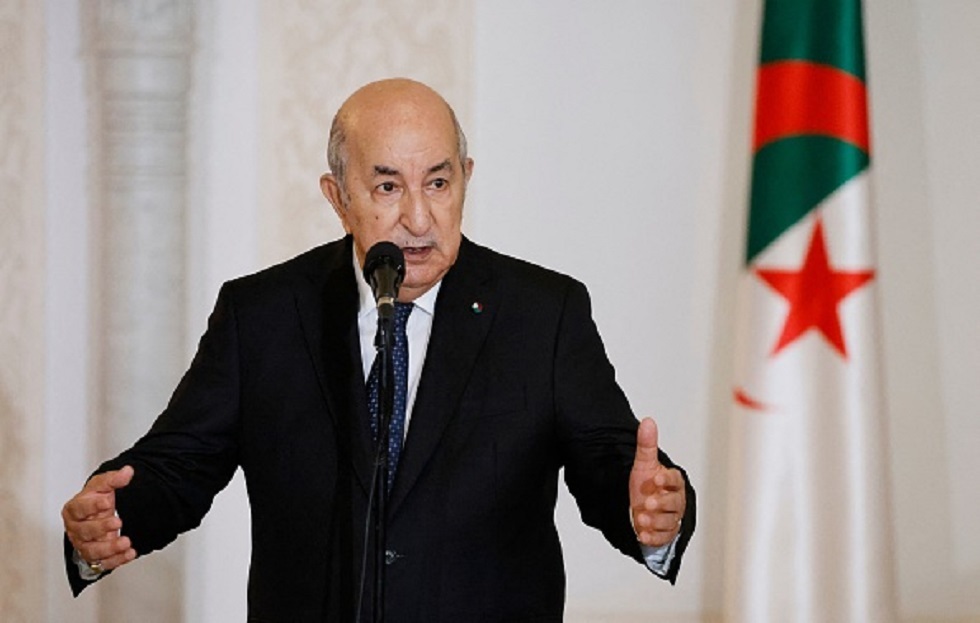 الرئيس الجزائري يعلن رفع الأجور المتوسطة والضعيفة ومراجعة منح التقاعد (فيديو)