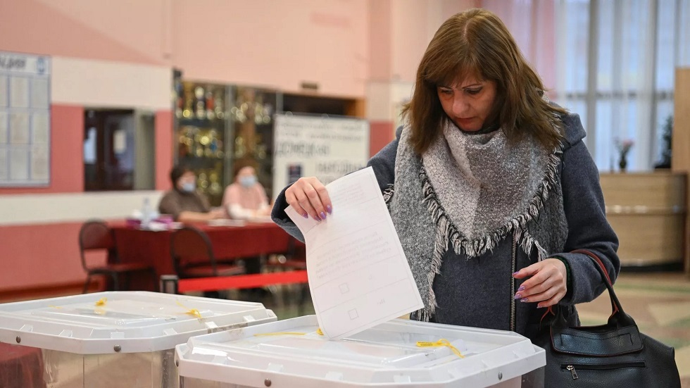 استفتاءات الانضمام.. نسبة التصويت بمقاطعة خيرسون تبلغ 63.58% وزابوروجيه 66.43%